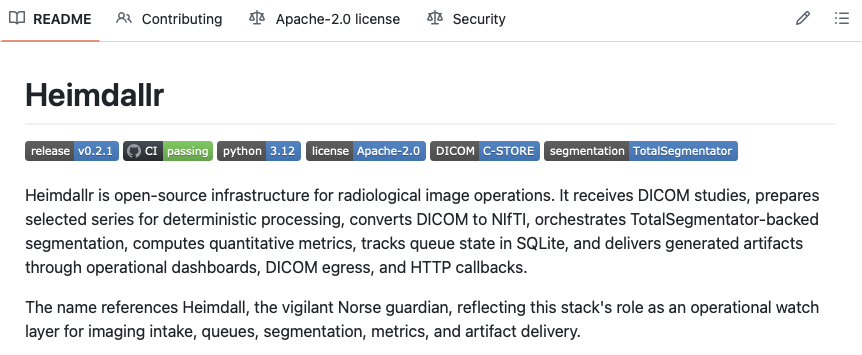 README do projeto Heimdallr no GitHub, com badges e descrição de infraestrutura para operações de imagem radiológica.